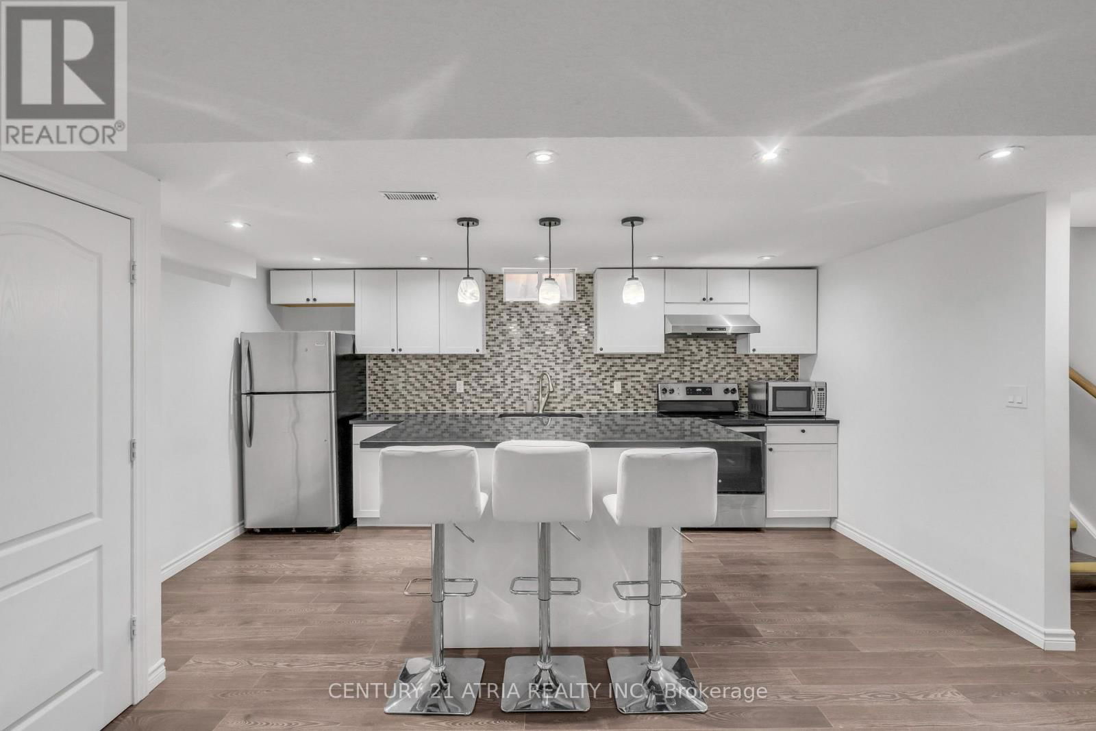 10 LOUVAIN DRIVE Image 33