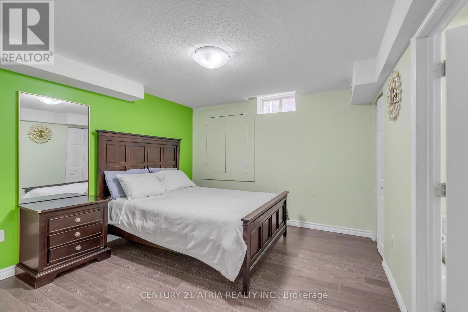 10 LOUVAIN DRIVE Image 37