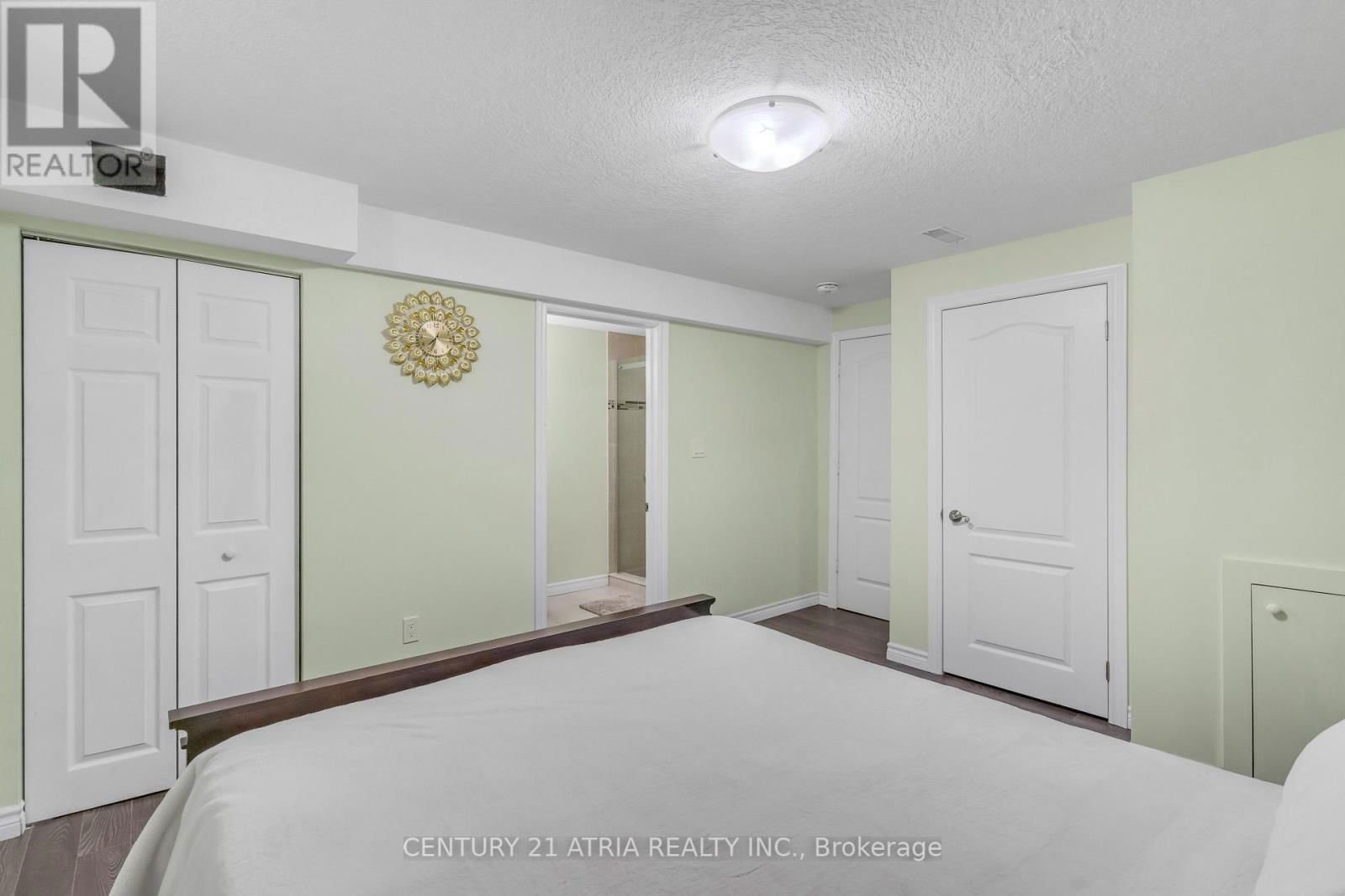 10 LOUVAIN DRIVE Image 38