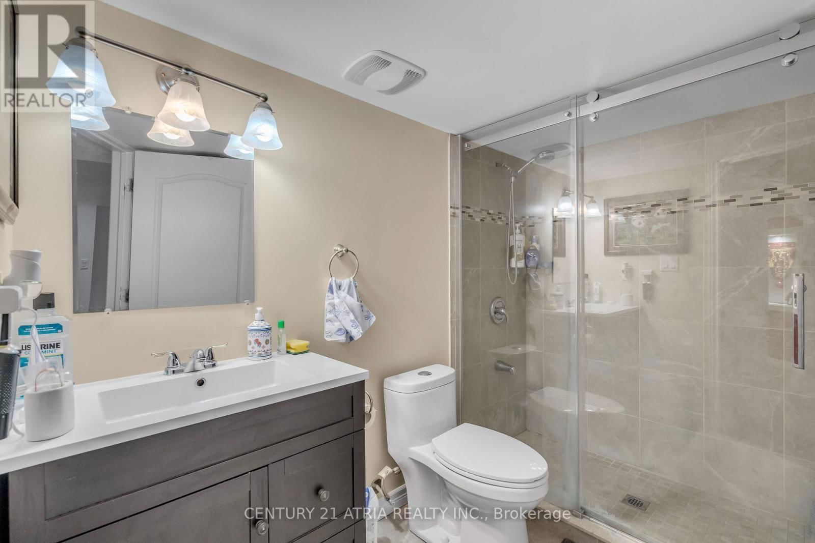 10 LOUVAIN DRIVE Image 40