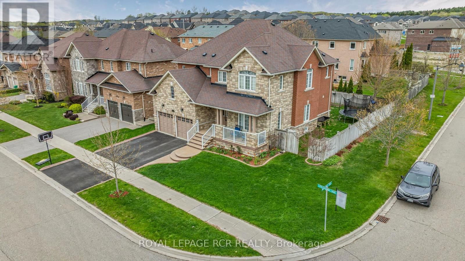 2 LITTLEBROOK LANE Image 38