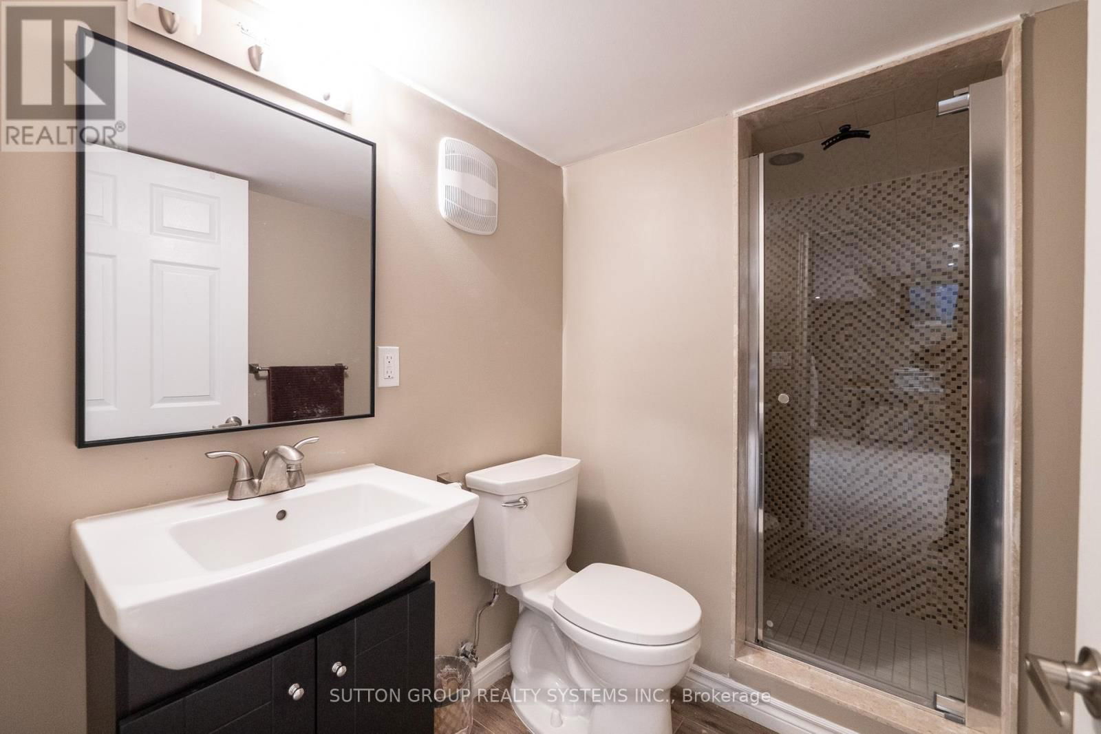 925 DICE WAY Image 40