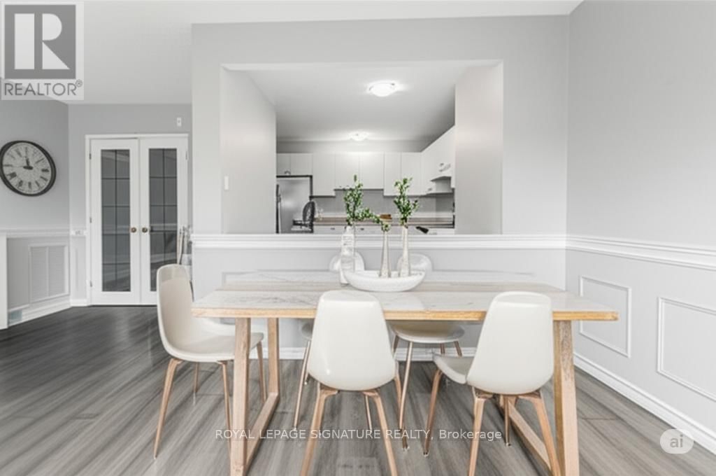 76 - 215 MISSISSAUGA VALLEY BOULEVARD Image 13