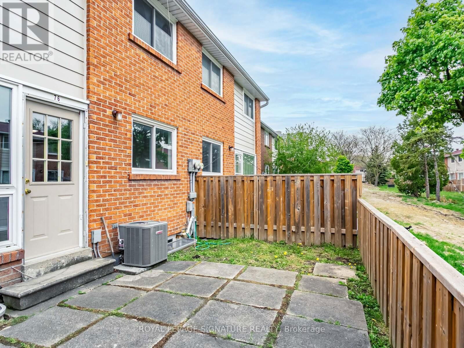 76 - 215 MISSISSAUGA VALLEY BOULEVARD Image 27