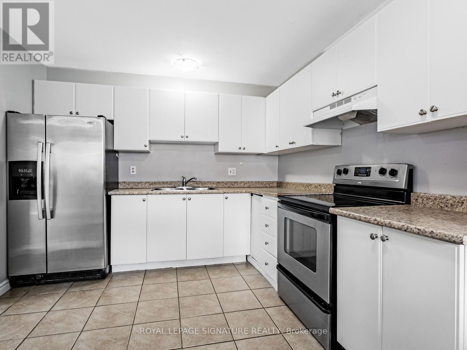 76 - 215 MISSISSAUGA VALLEY BOULEVARD Image 5