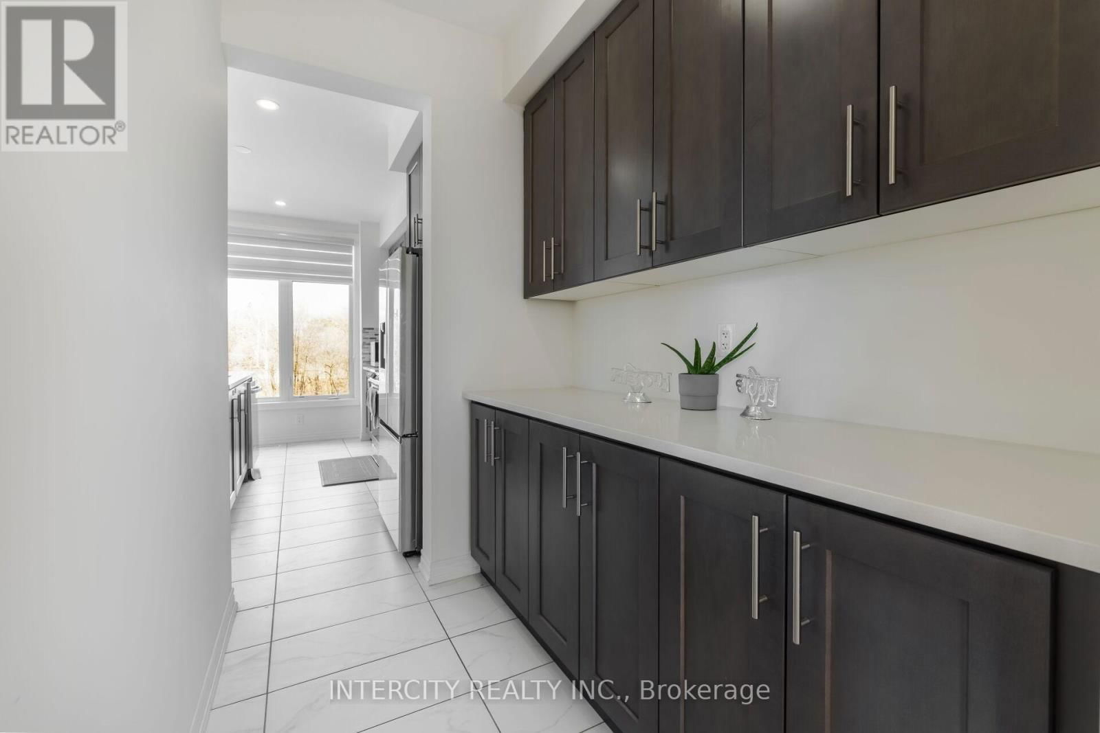 19 QUEENPOST DRIVE Image 24