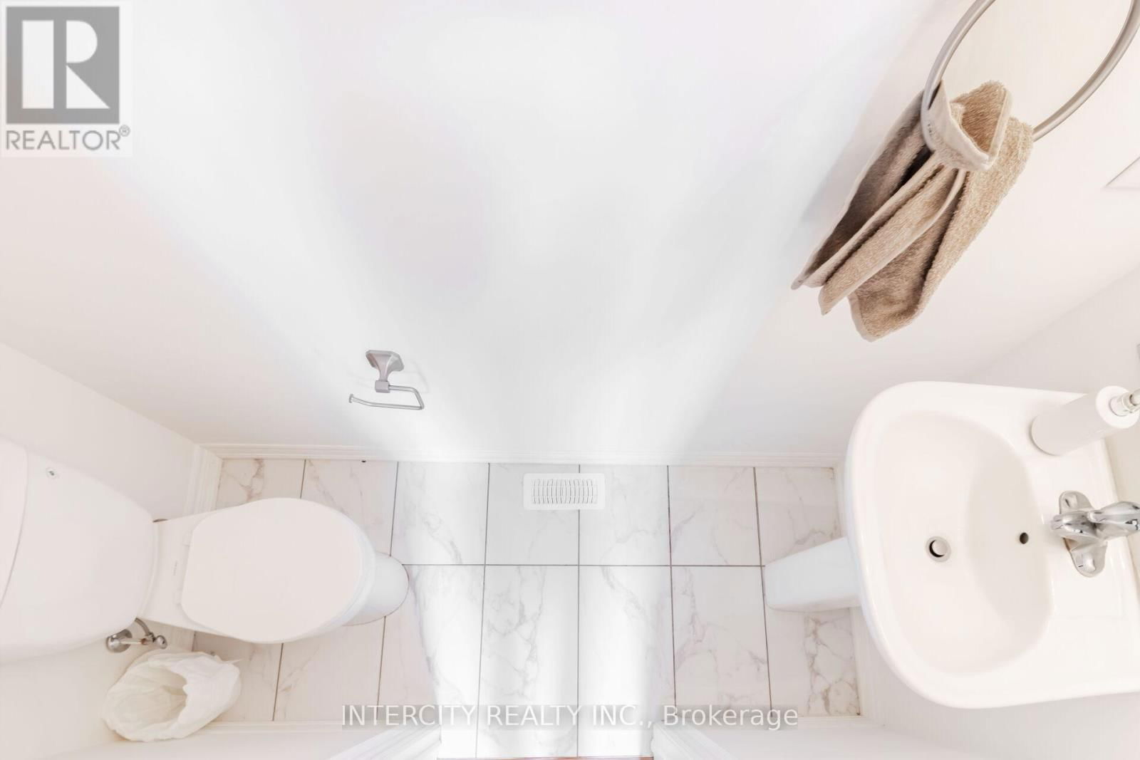 19 QUEENPOST DRIVE Image 28