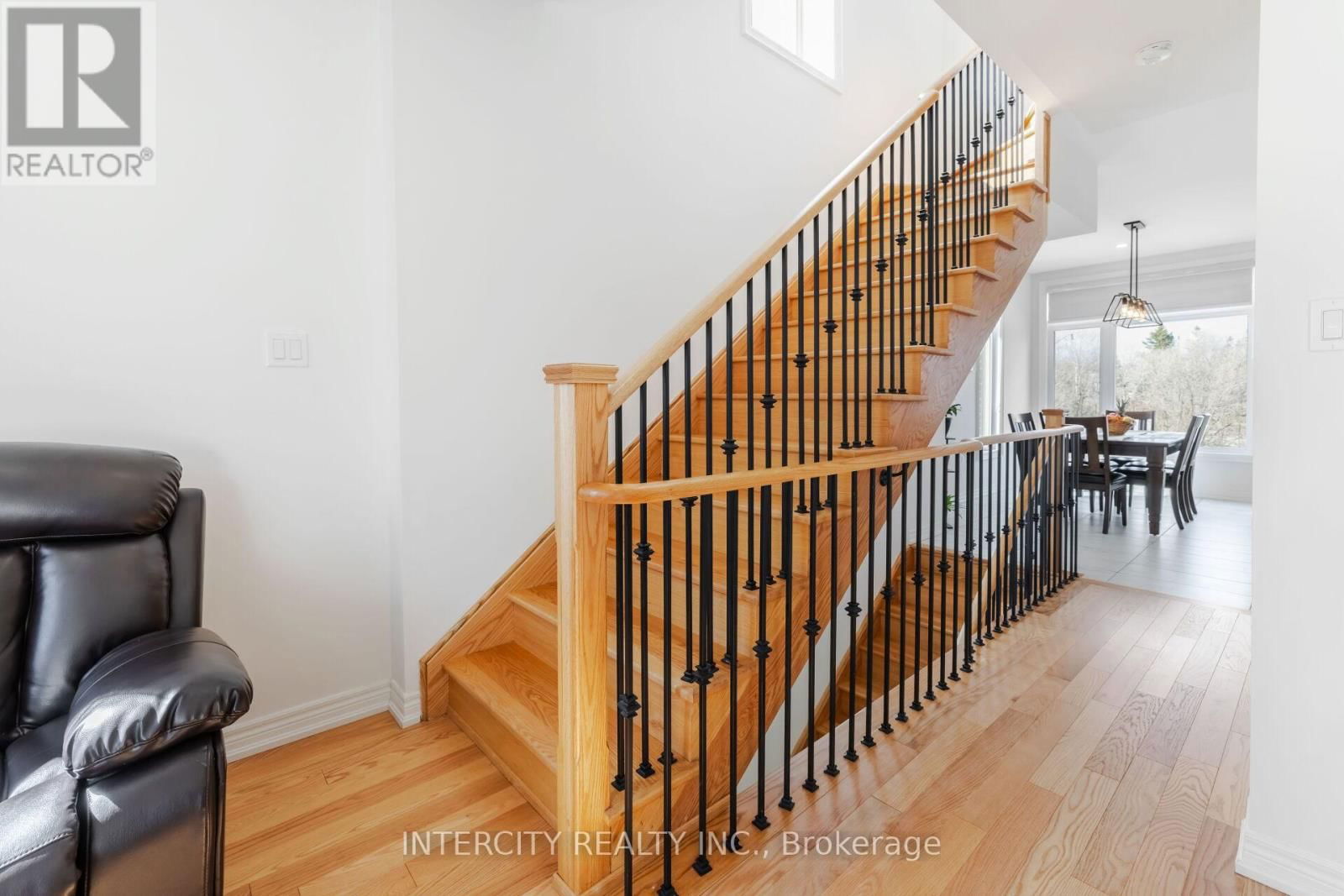 19 QUEENPOST DRIVE Image 29
