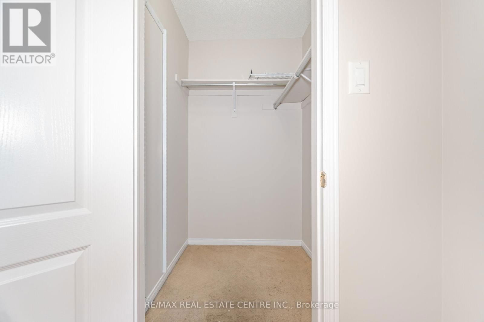 16 MISTYCREEK CRESCENT Image 32