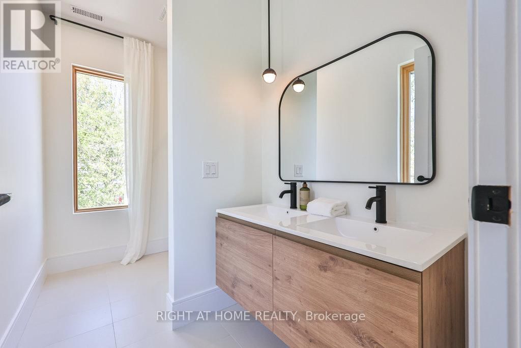 920 CALDER ROAD Image 33