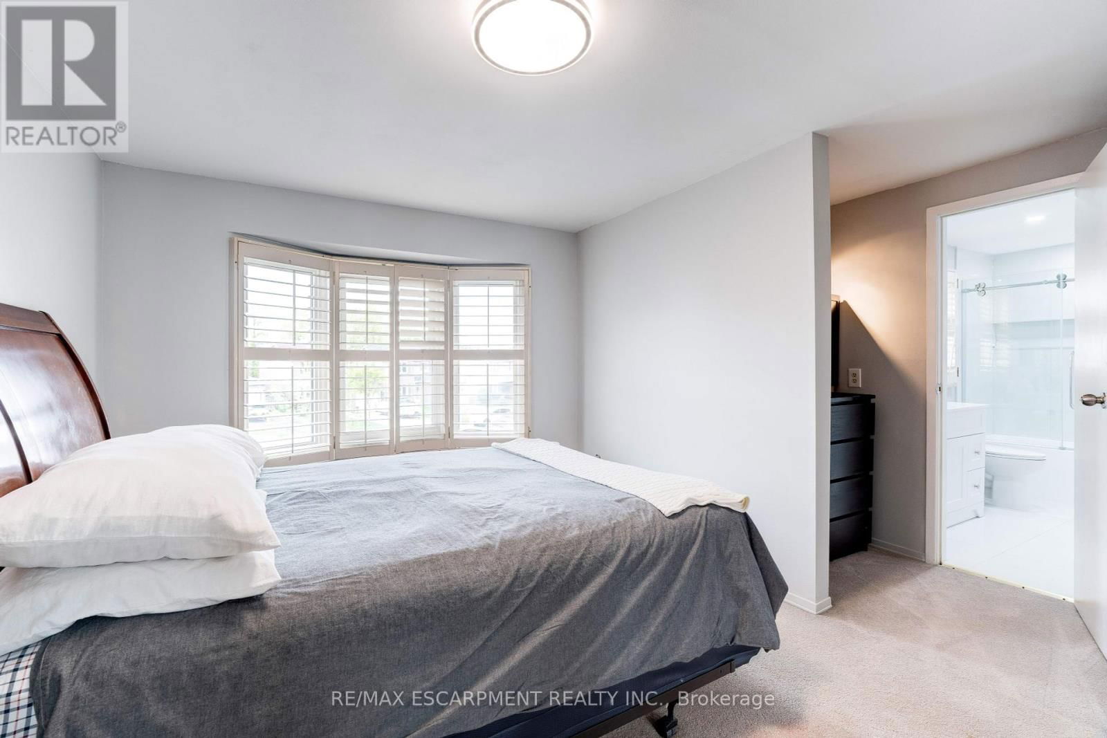 2408 PAULA COURT Image 18