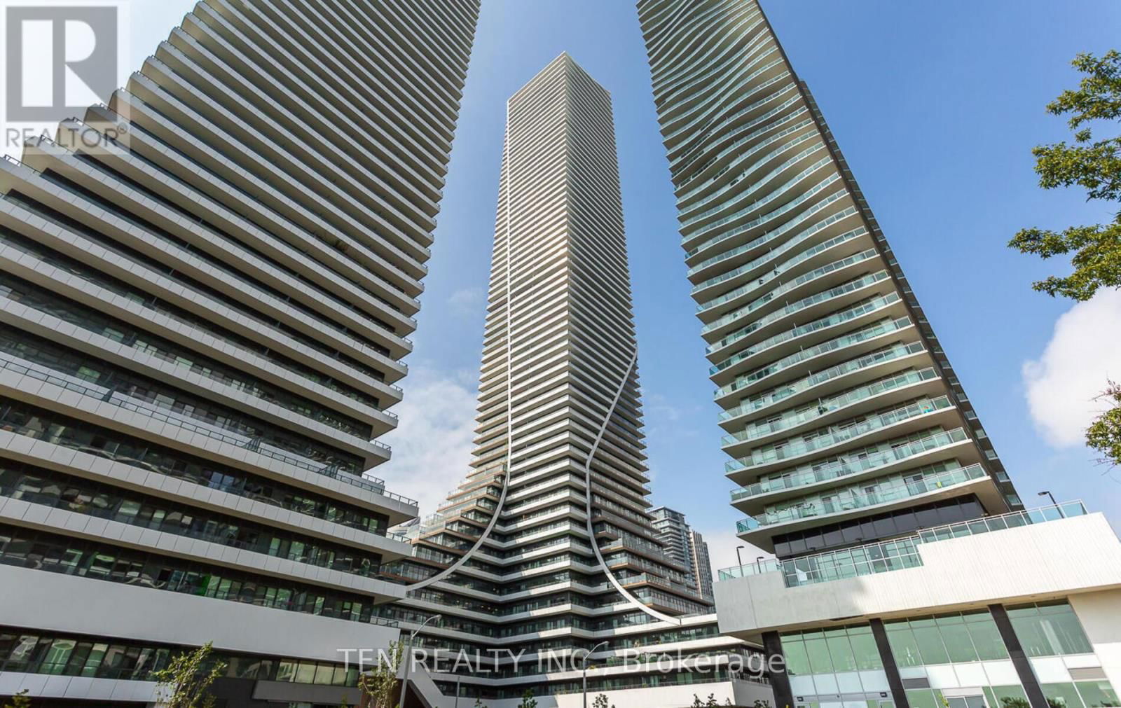 2213 - 30 SHORE BREEZE DRIVE Image 2