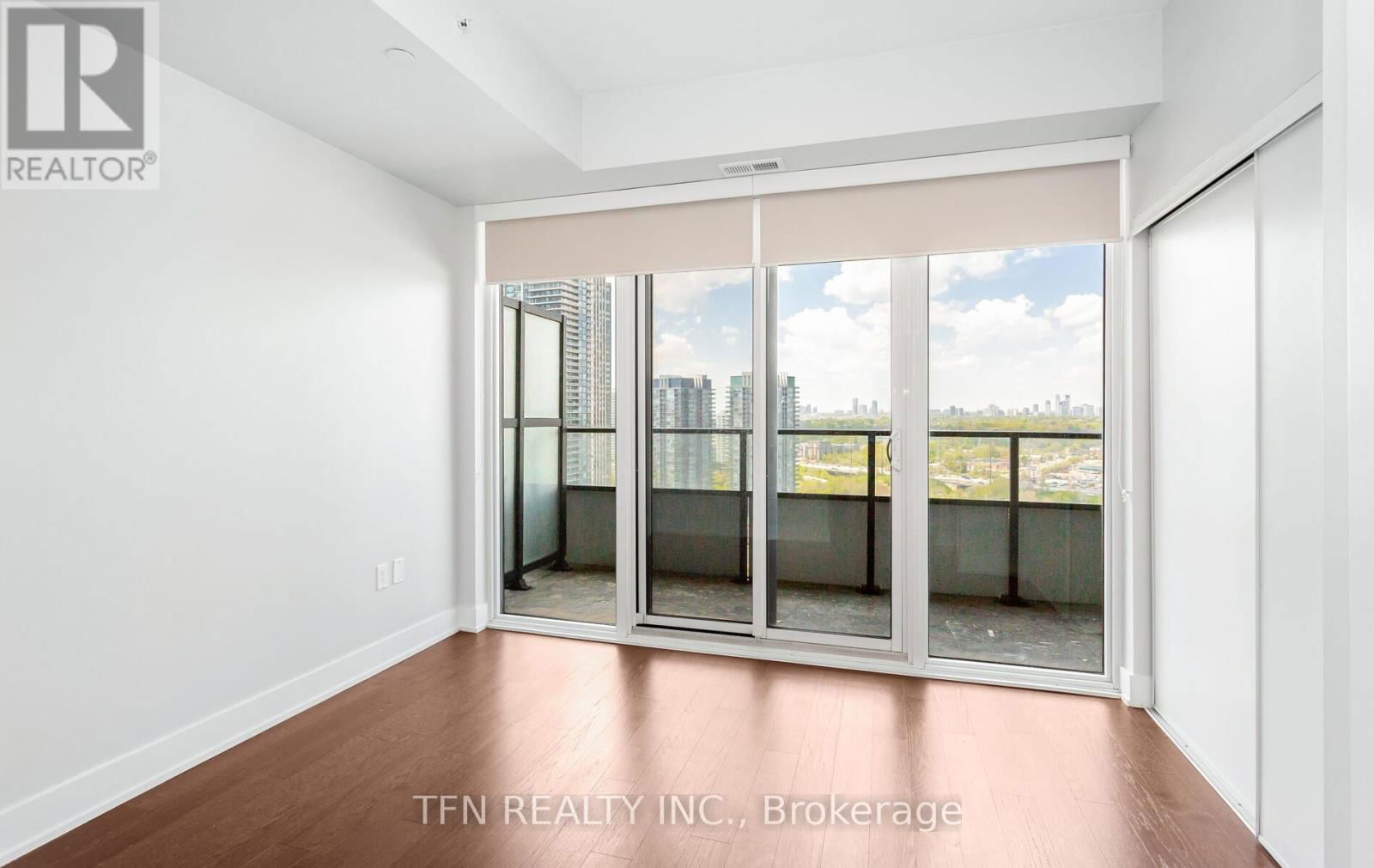 2213 - 30 SHORE BREEZE DRIVE Image 5