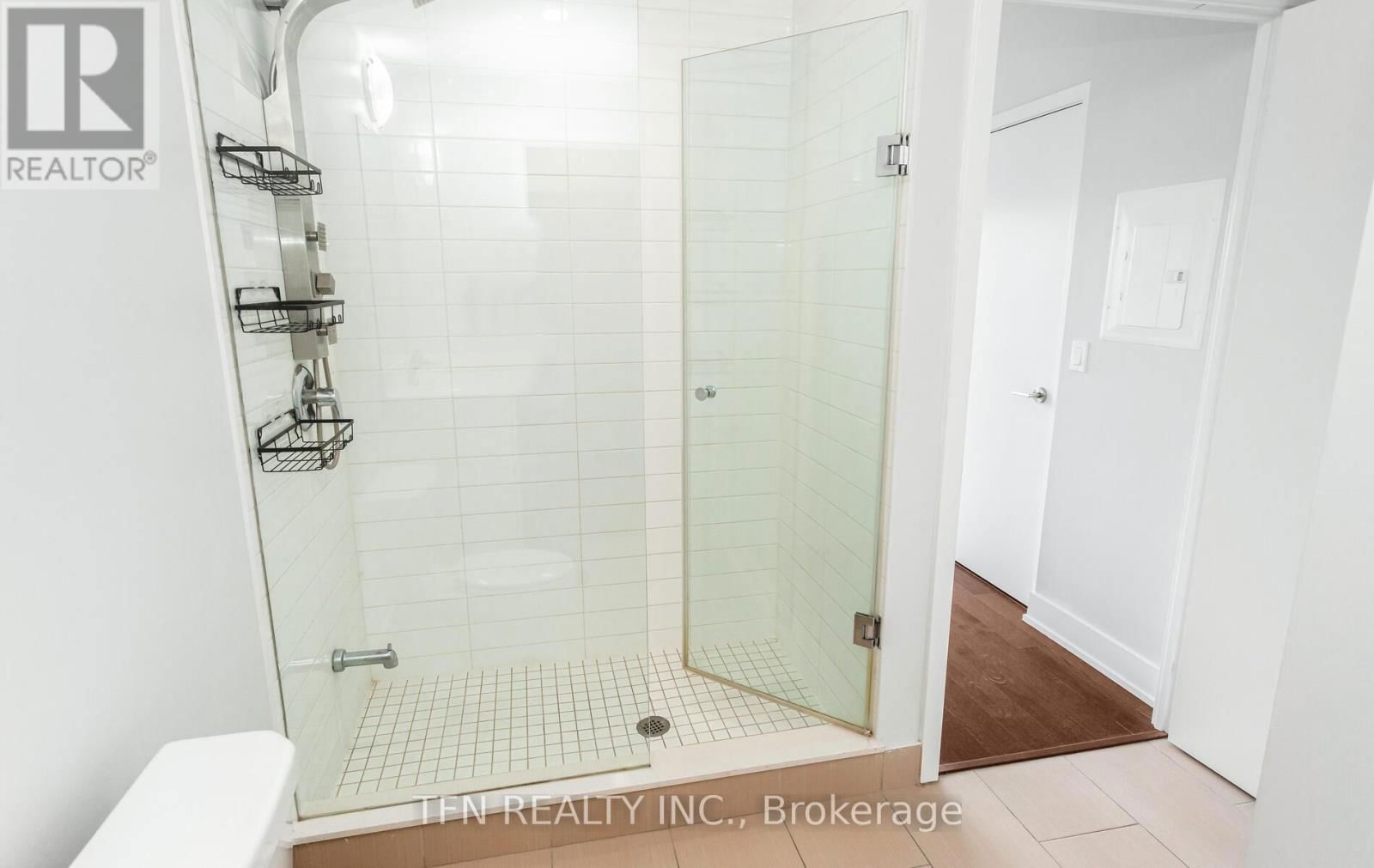 2213 - 30 SHORE BREEZE DRIVE Image 7
