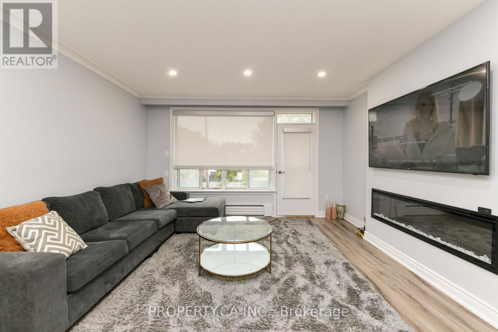 2 - 749 MARLEE AVENUE Image 7