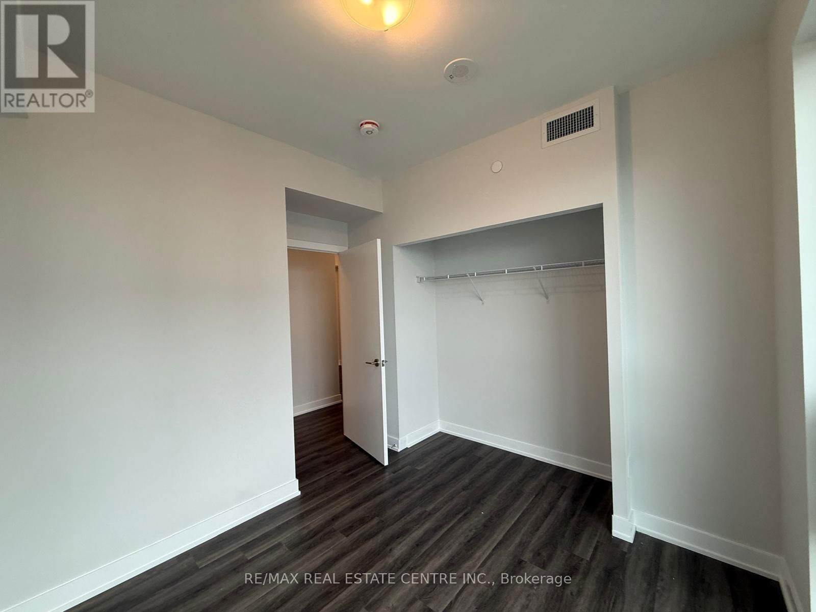 3311 - 430 SQUARE ONE DRIVE Image 17