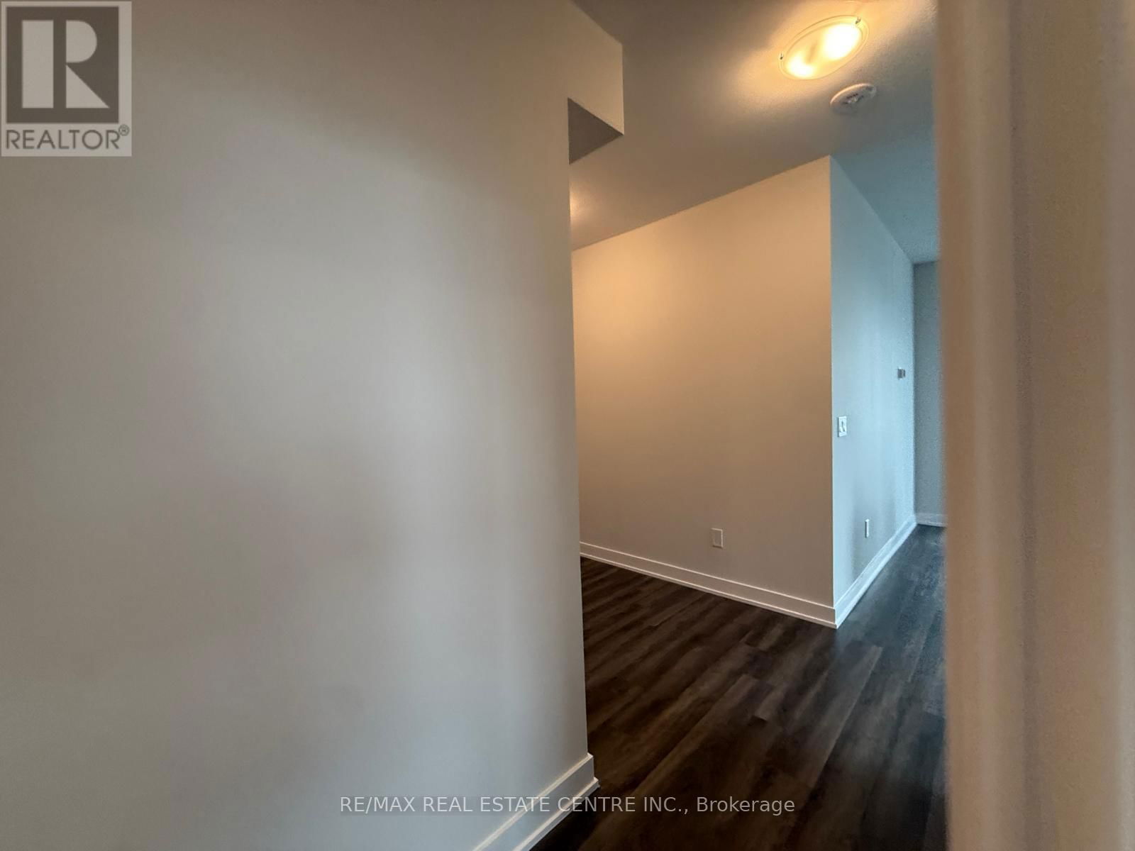 3311 - 430 SQUARE ONE DRIVE Image 7