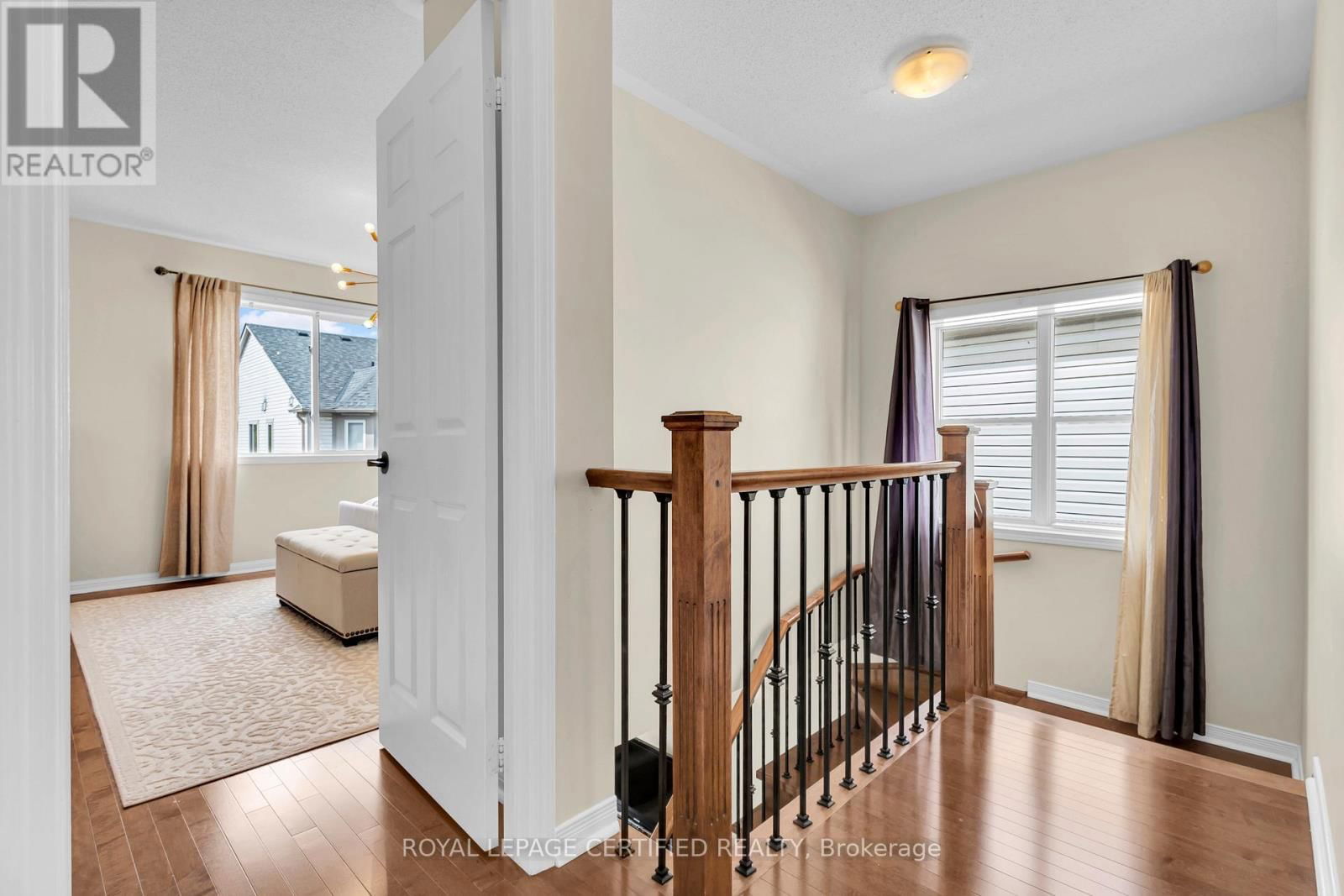 34 TAWNIE CRESCENT Image 18