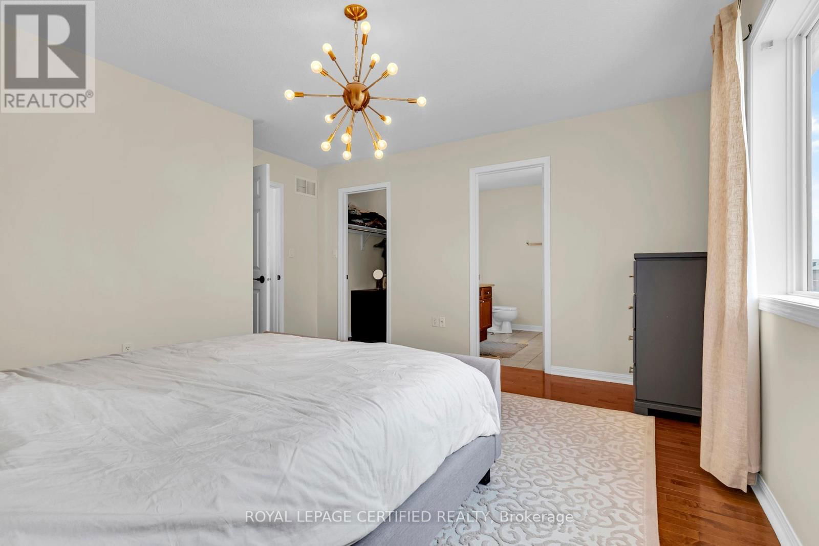 34 TAWNIE CRESCENT Image 20
