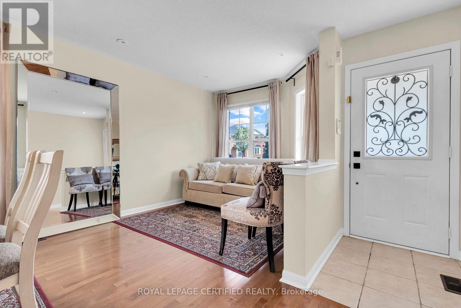 34 TAWNIE CRESCENT Image 7