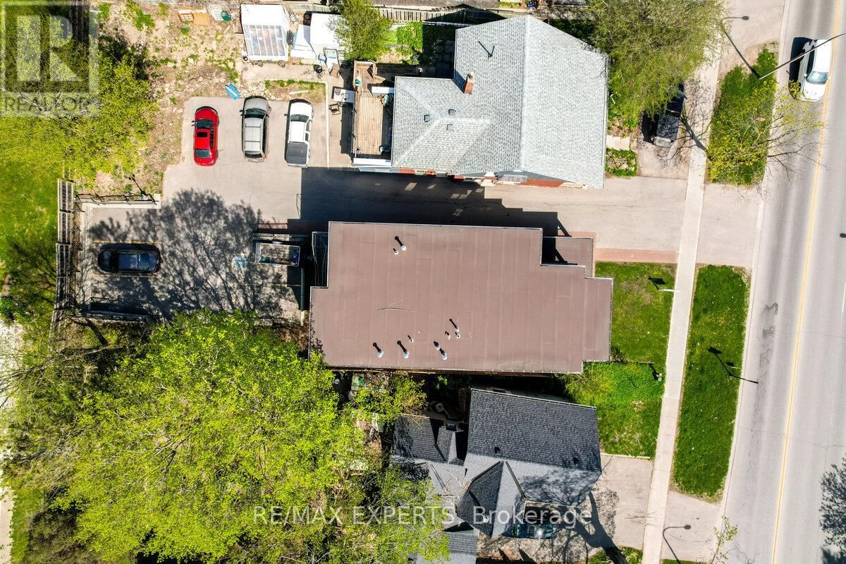 56 FIRST STREET Image 16
