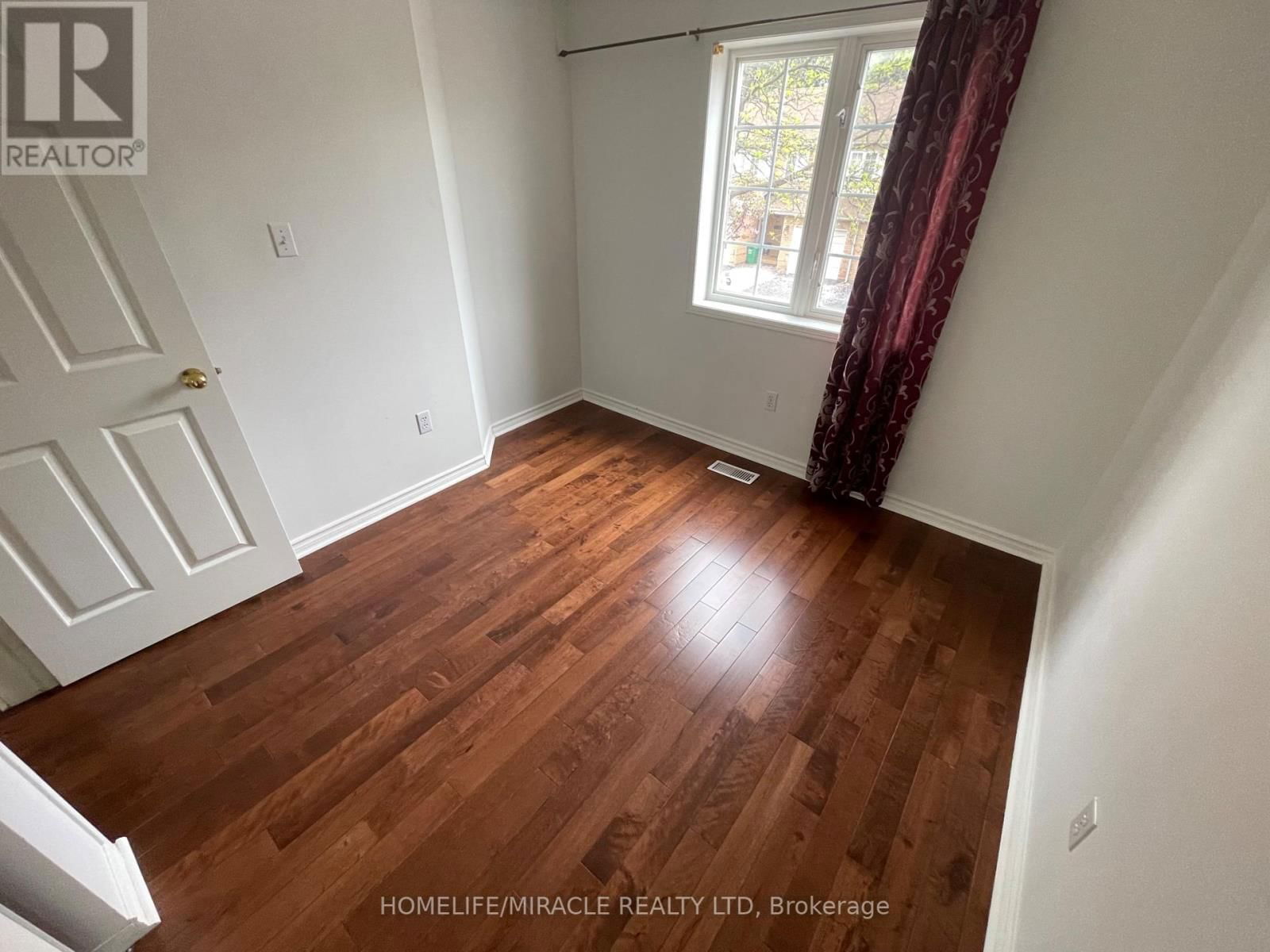 6 - 10 CHERRYTREE DRIVE Image 17
