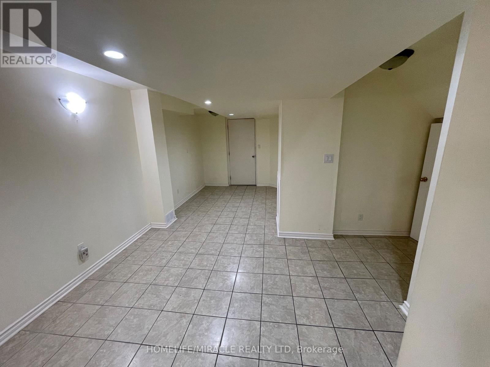 6 - 10 CHERRYTREE DRIVE Image 30