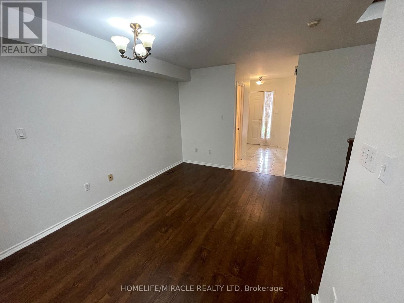6 - 10 CHERRYTREE DRIVE Image 8