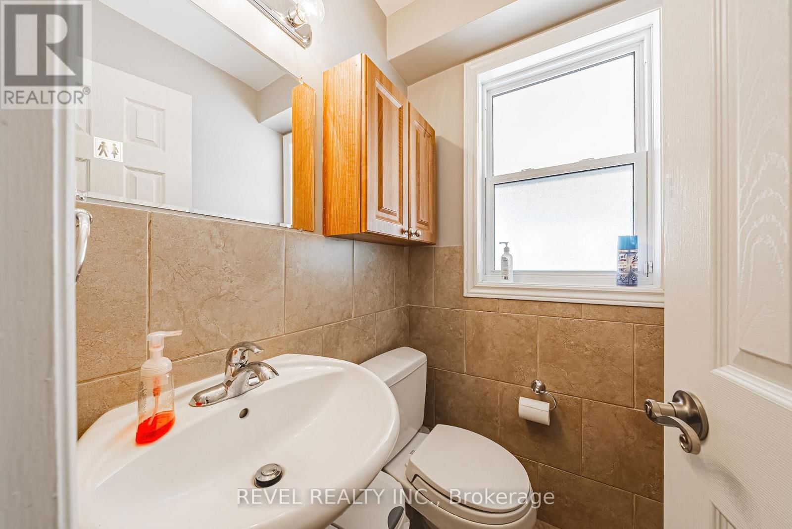 5121 FIRST LINE Image 18