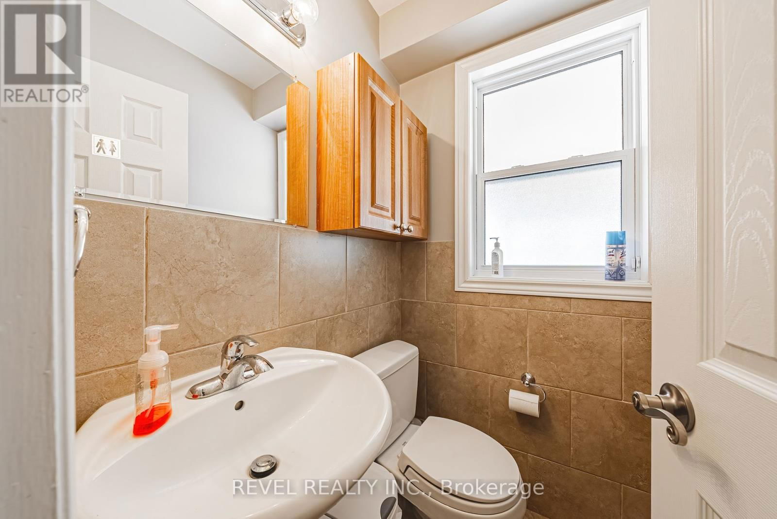 5121 FIRST LINE Image 16