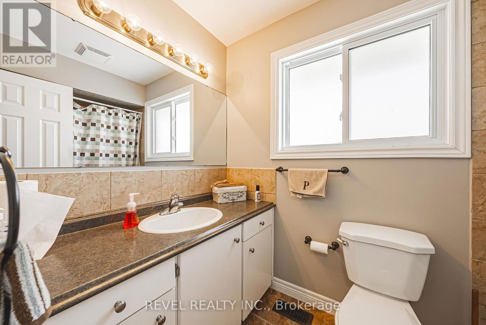 5121 FIRST LINE Image 18