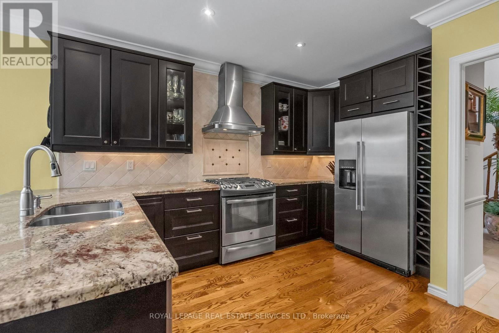 1401 THE LINKS DRIVE Image 10