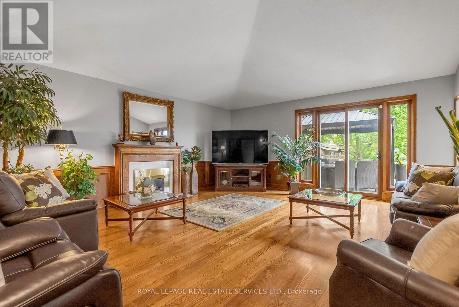 1401 THE LINKS DRIVE Image 14