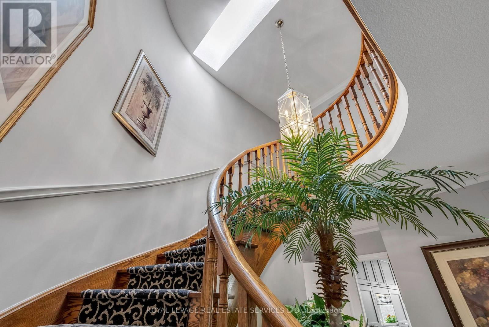 1401 THE LINKS DRIVE Image 32