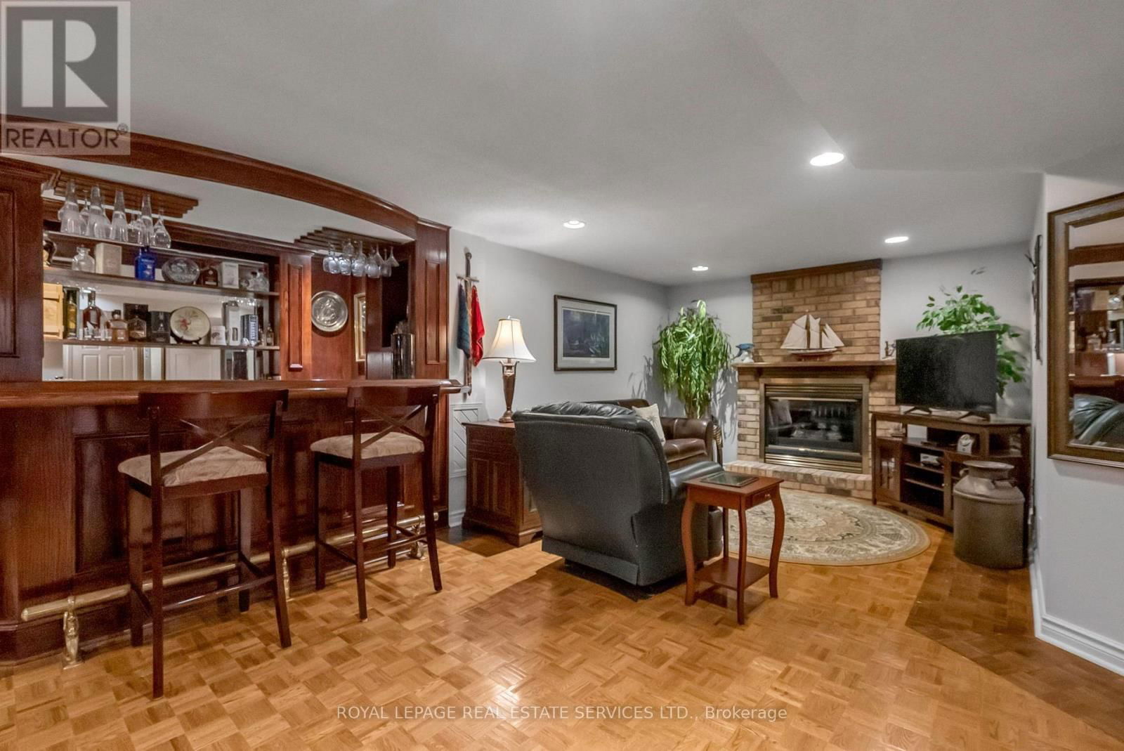 1401 THE LINKS DRIVE Image 34