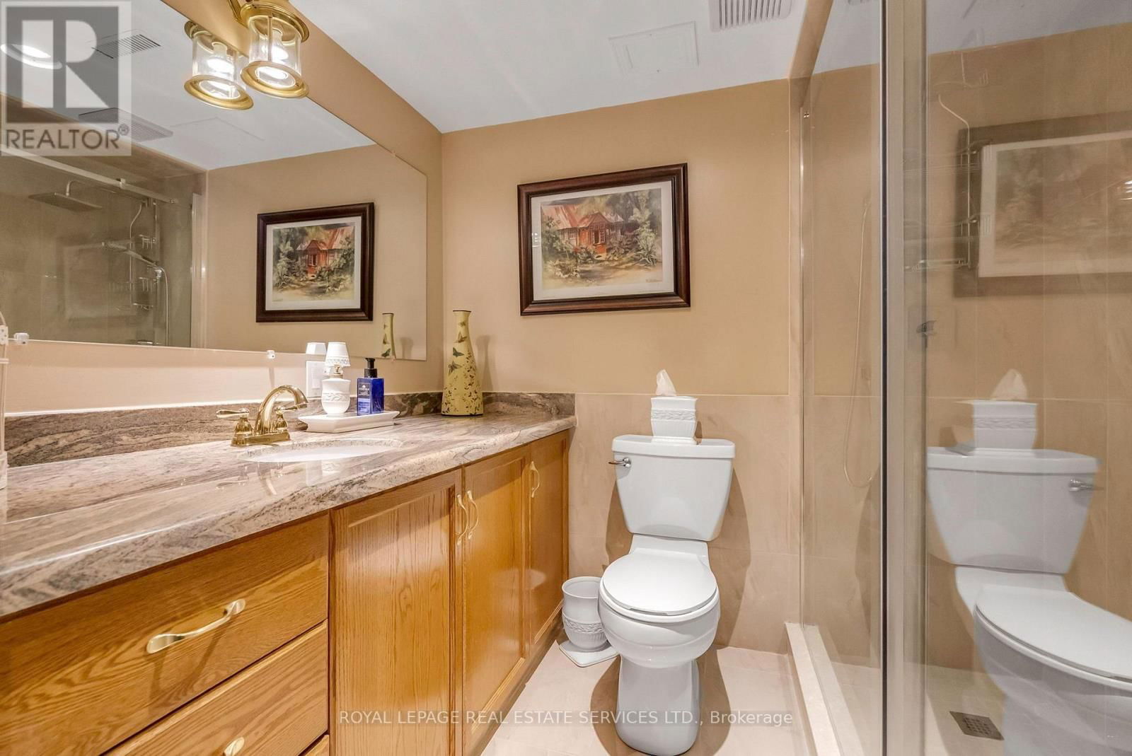1401 THE LINKS DRIVE Image 37
