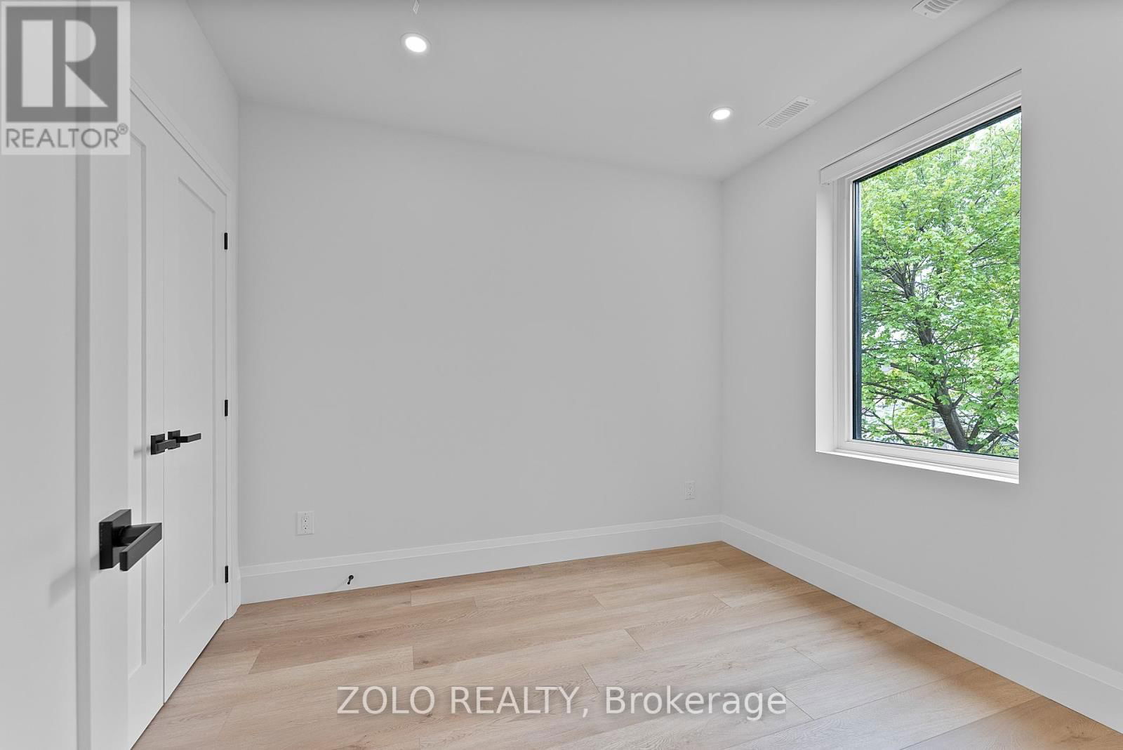 Upper - 1556 DAVENPORT ROAD Image 24