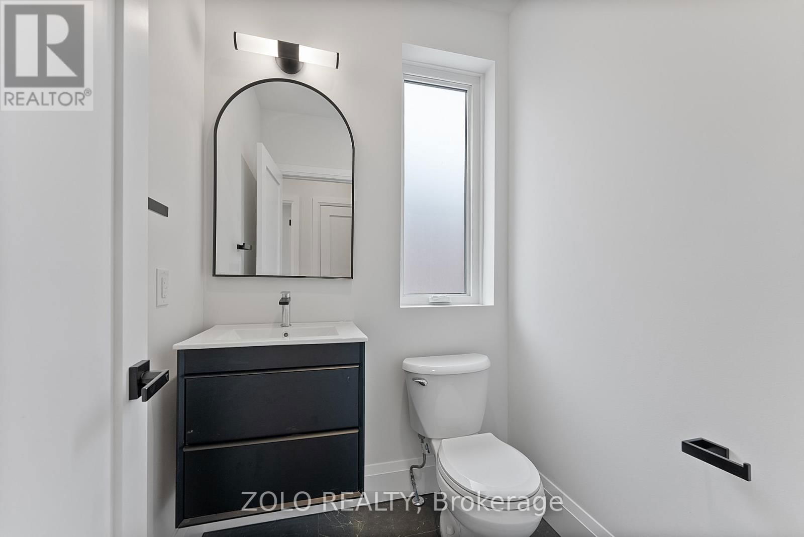 Upper - 1556 DAVENPORT ROAD Image 28