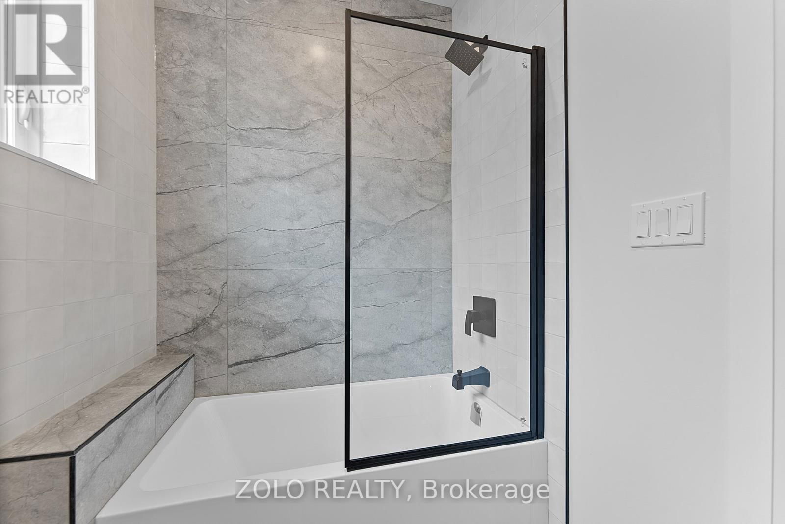 Upper - 1556 DAVENPORT ROAD Image 30