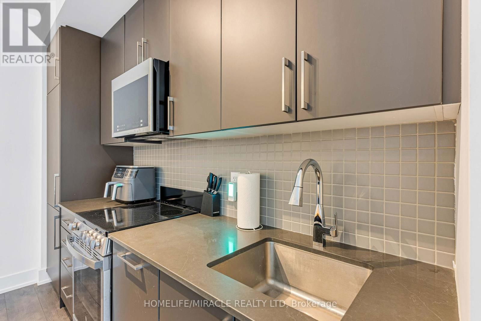 331 - 2450 OLD BRONTE ROAD Image 24