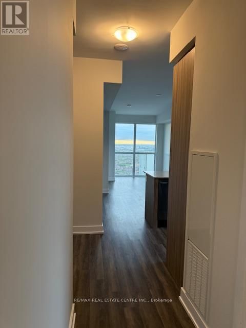 3611 - 430 SQUARE ONE DRIVE Image 14