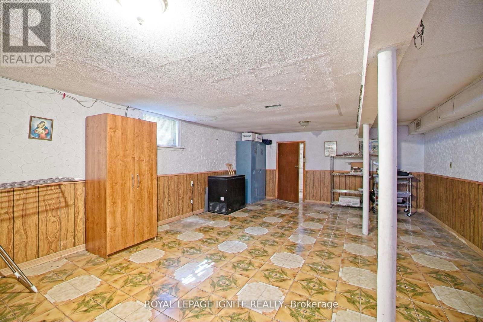3350 LEHIGH CRESCENT WEST Image 22