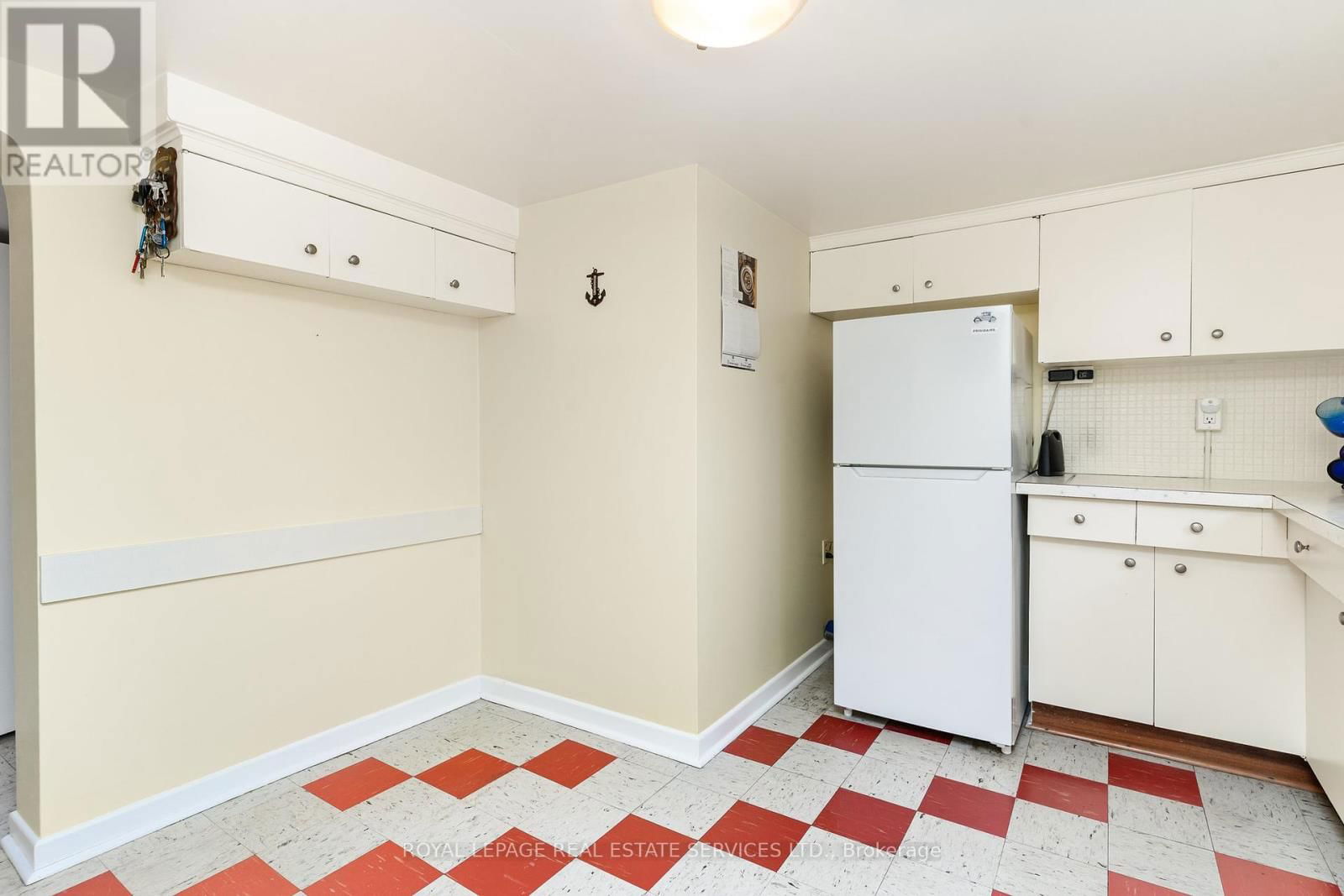 62 NASH DRIVE Image 19