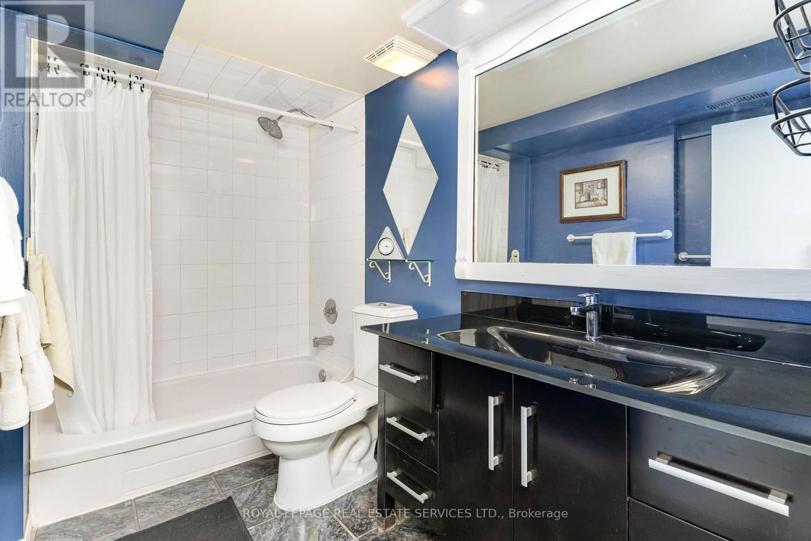 62 NASH DRIVE Image 22