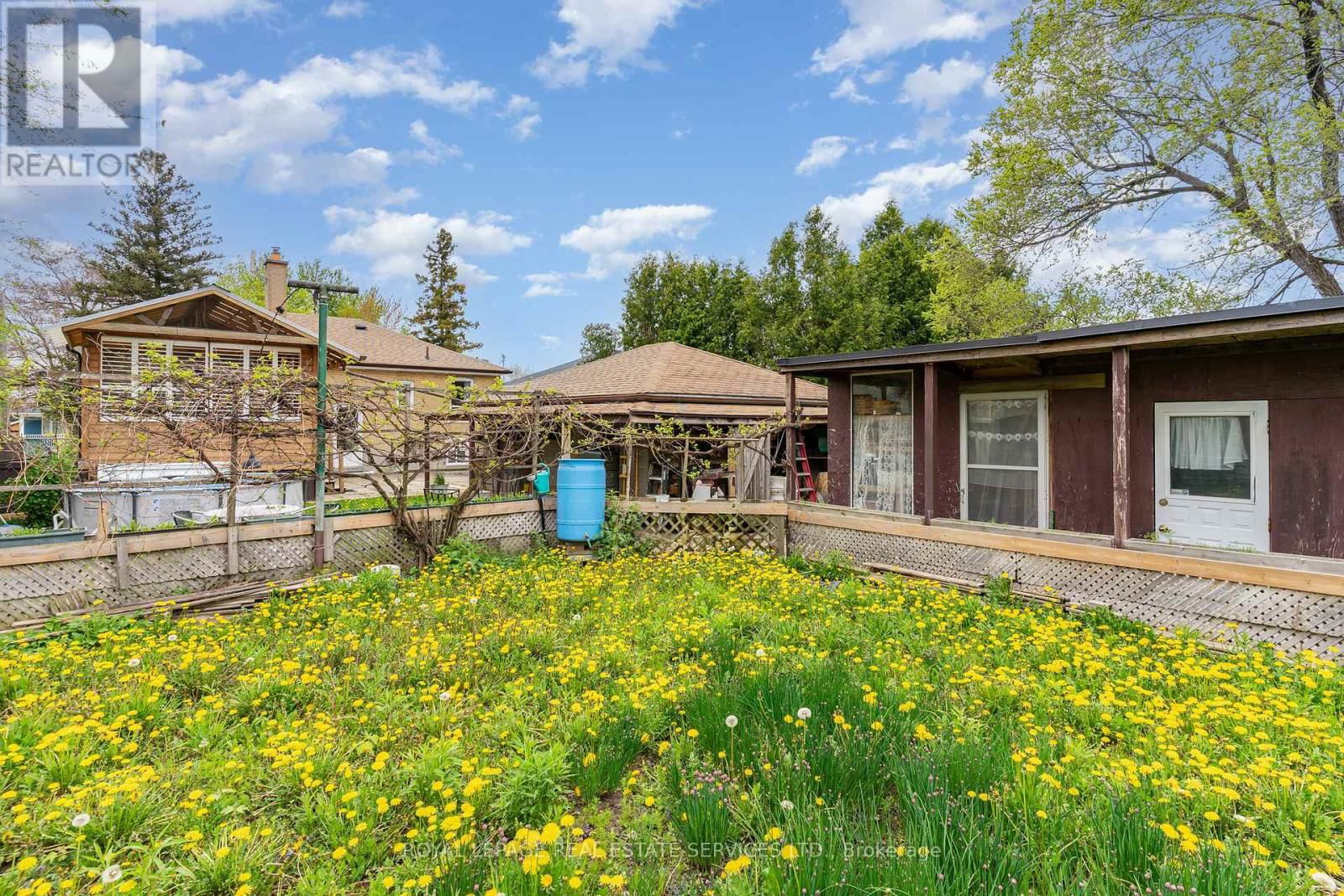 62 NASH DRIVE Image 25