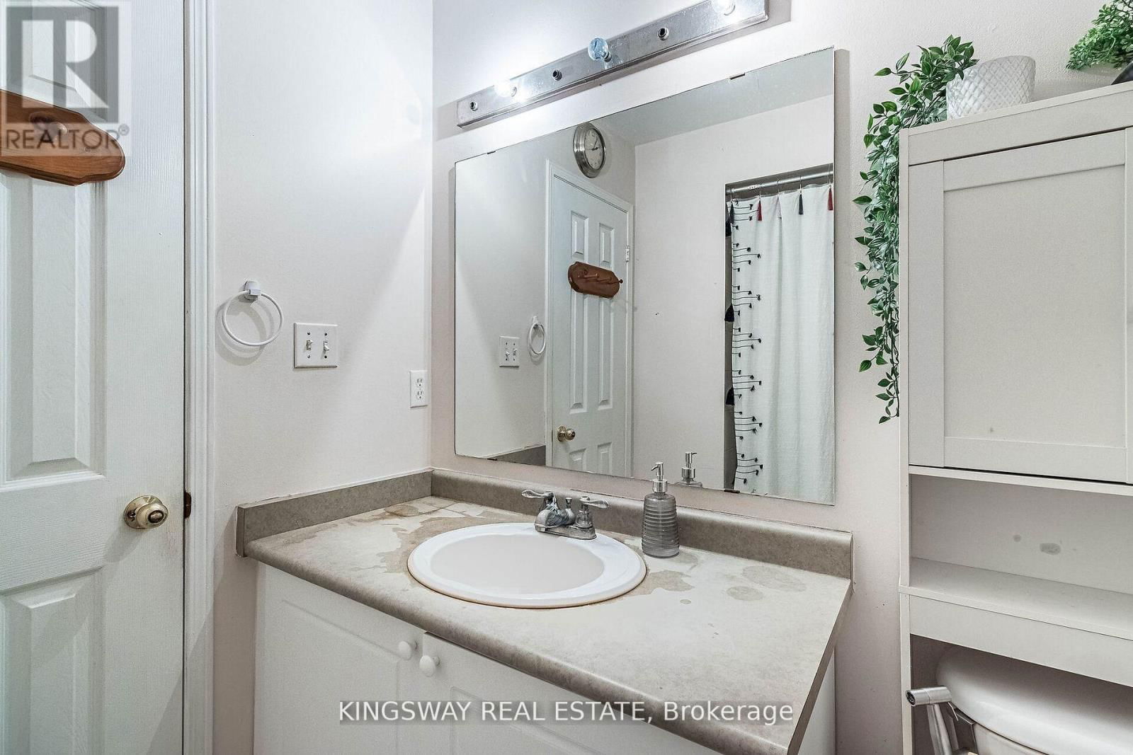 58 LEAGATE STREET Image 29
