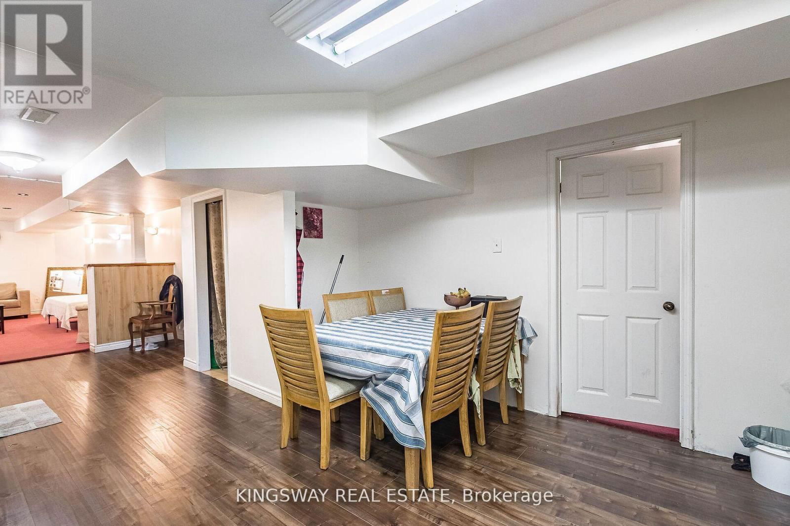 58 LEAGATE STREET Image 33