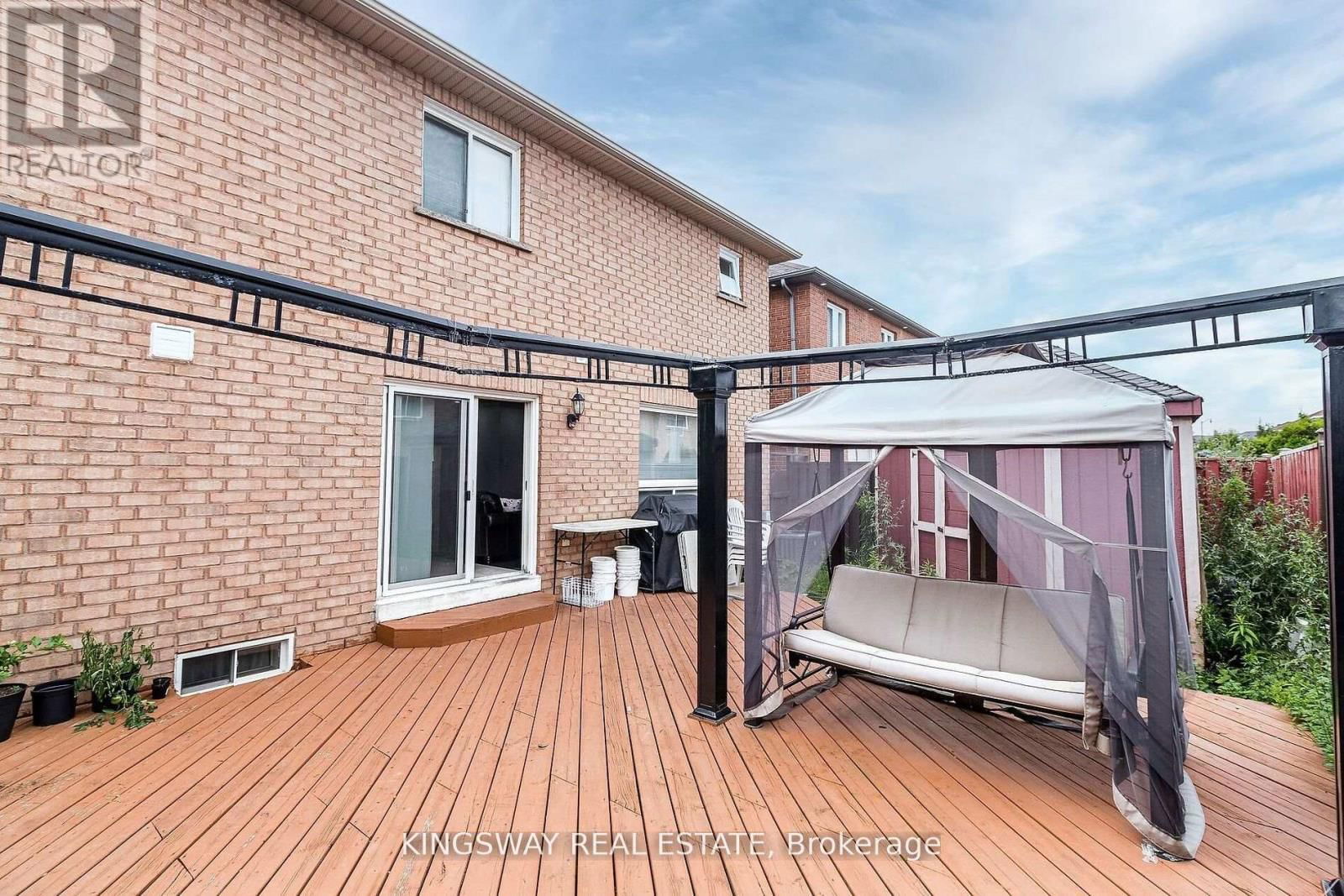 58 LEAGATE STREET Image 39