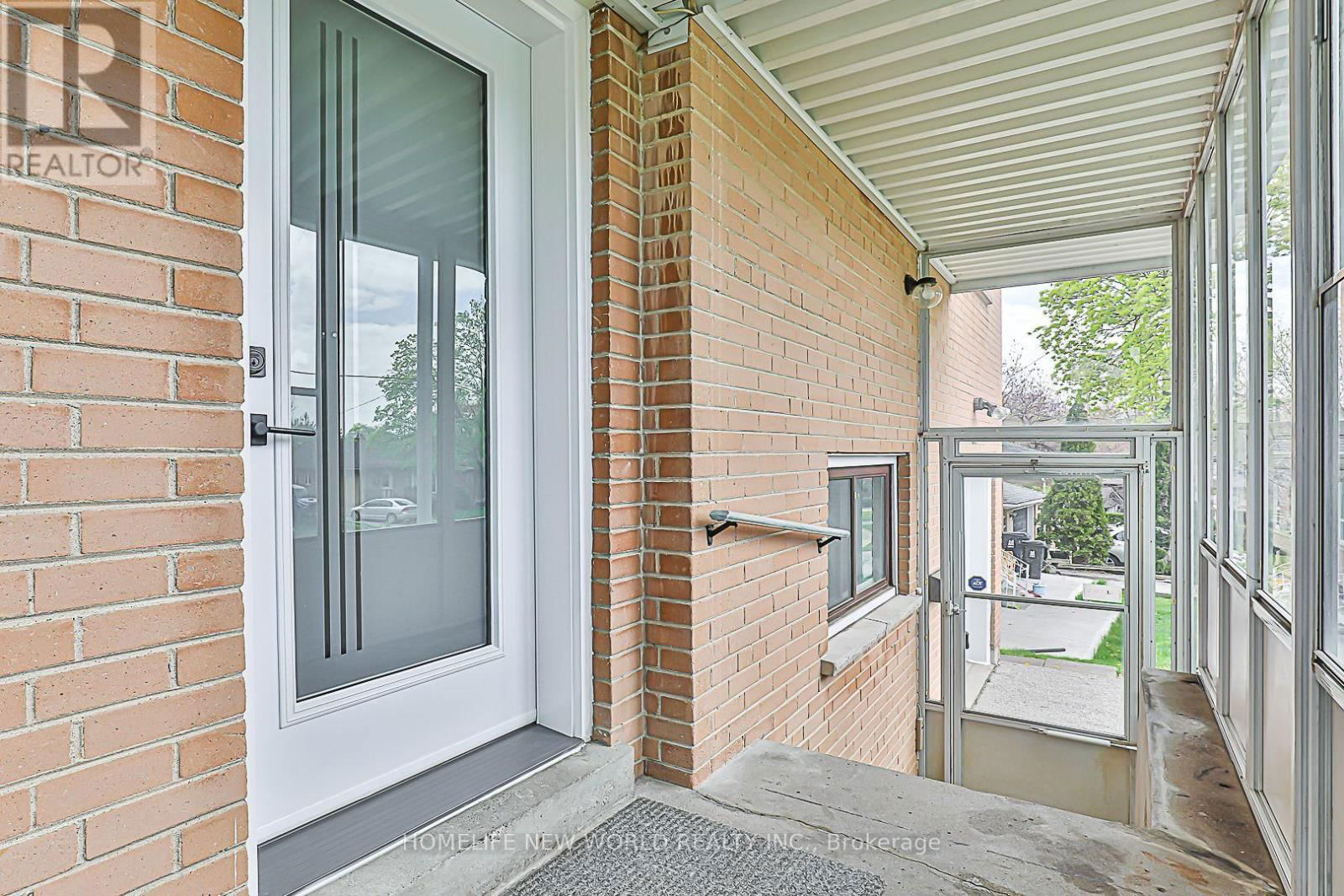 20 LADYWOOD DRIVE Image 2
