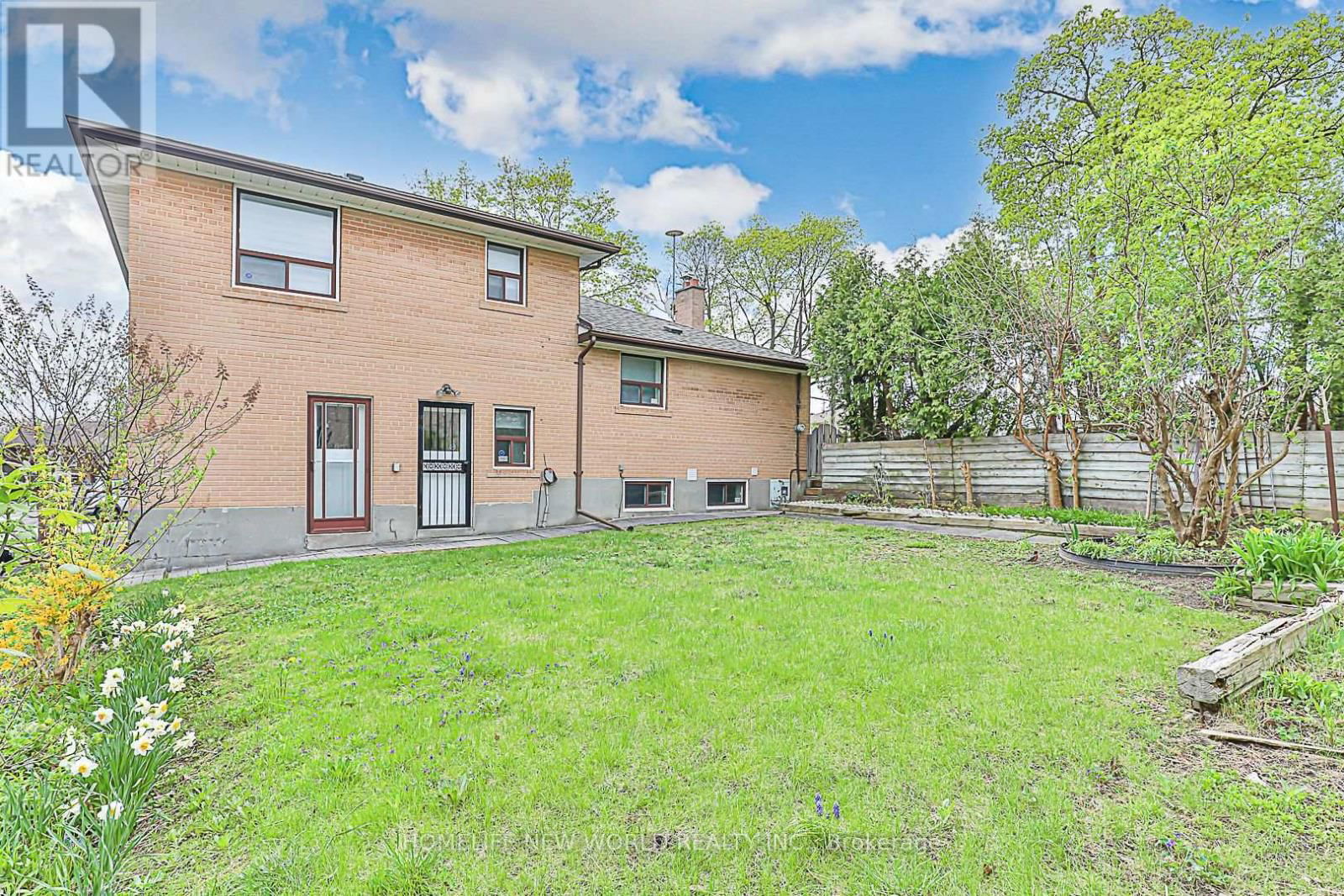 20 LADYWOOD DRIVE Image 36